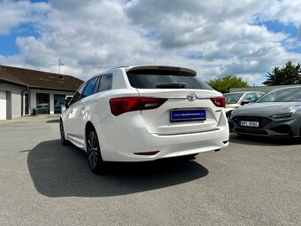 Toyota Avensis 2.0 D-4D 105 KW - CZ - - 4