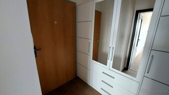 Pronájem bytu 1+kk 34 m² Praha 4 – Písnice - 4