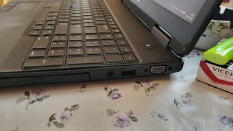 Starý, dobrý, funkční Dell i 7 Intel - 4