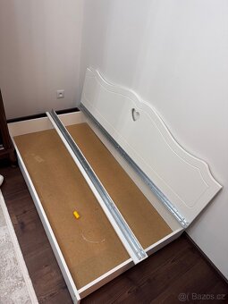Prodám dětskou postel o rozměrech 160 × 80 cm. - 4