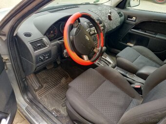 Ford Mondeo 2003 v automatu - 4