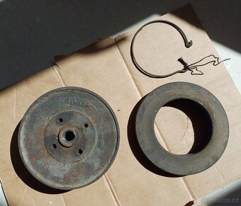 Řemenice vodní pumpy Zetor 25 - 4