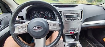 Subaru Outback 2.5i 4x4 manuál - 4