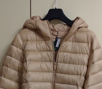 BUNDA C&A, NOVÁ - 4