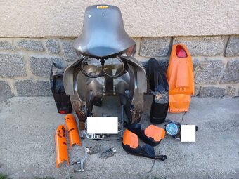 KTM LC4 640 - 620 PLASTY - 4