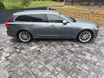 Volvo V90 D4 140 kW - 4