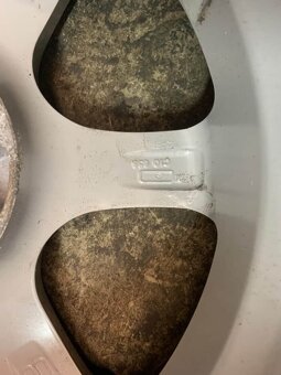 Prodám zimní pneu - 4