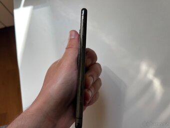 Apple iPhone X 64Gb - 4