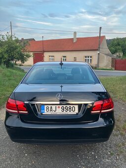 Mercedes-Benz E220 - 4