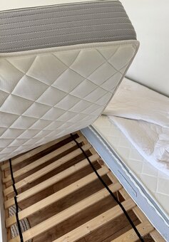 Prodám velmi pěkné pěnové matrace 20 cm /90 cm šířka - 4