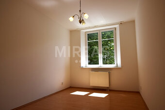 Milovice, pronájem bytu 2 + kk, 62 m2 + sklepní kóje v Milov - 4