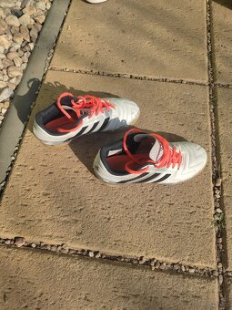 Prodám sálovky Adidas v. 33 - 4