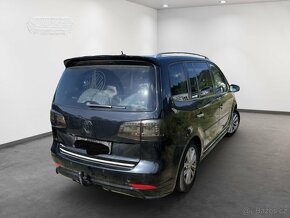 Volkswagen Touran III 2.0Tdi DSG STYLE 7-MÍST r.2012 217tkm - 4