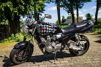Yamaha XJR 1300 - 4