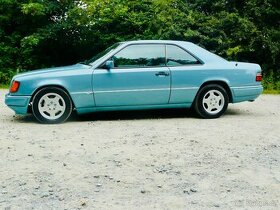 Mercedes-Benz 220e coupé - 4
