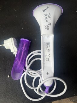 Napařovač oděvů Philips Steam&GO GC320/55 - 4