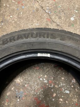 Gumy Barum Bravuris 5 235/50 R18 - 4