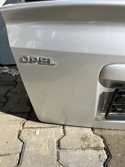 Páté dveře Opel Astra - 4