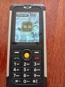 Telefon CAT B100, jako nový - 4
