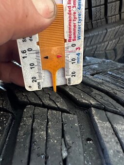 5x112 R17 7J ET35 Borbet F + 225/50 R17 Michelin - 4
