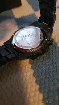 HUGO BOSS - 4