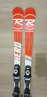 Dětské závodní lyže Rossignol GS - 4