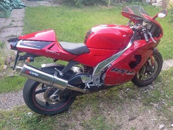 Aprilia RSV 1000 Mille - 4