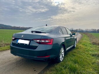 Škoda Superb, 2.0 TDI 140kw Manuál, facelift. - 4
