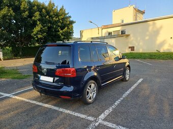 Volkswagen Touran 2,0 TDi 103KW 2010 - VELKÁ SLEVA - 4