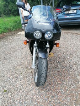 Honda CBR 400 RR nc29 - 4