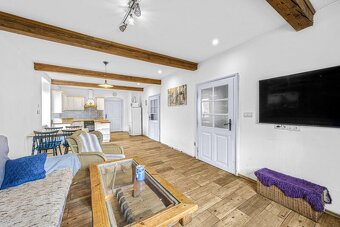 Prodej RD, 7+1, užitná plocha 300 m2, obec Rynárec, okr. Pel - 4