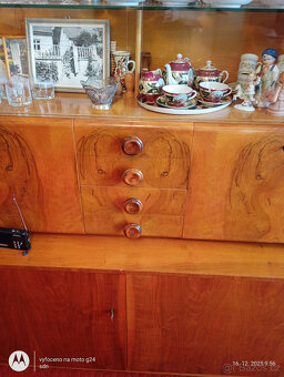Starožitný set / vše ořech / - vleze se do výtahu - 4