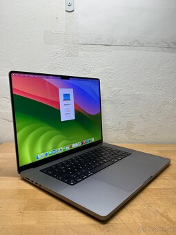 MacBook Pro 16” 2021 CTO /16GB RAM/512GB SSD/Záruka - 4