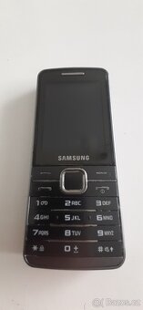 Samsung GT-S5610 - 4