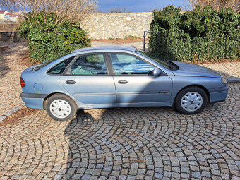 Renault Laguna - 4