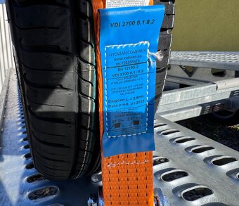 Upínací pásy na autopřepravník VDI2700 - 4
