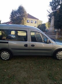Opel Combo Tour 1.7cdti 74kw rok 7/2010 XXL - 4