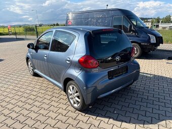 Toyota Aygo 1,0VTI 50kw r.v. 2008 - 4