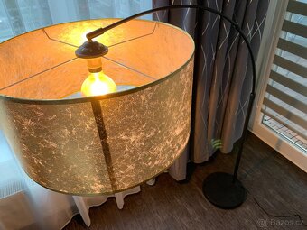 Moderní zahnutá lampa - 4