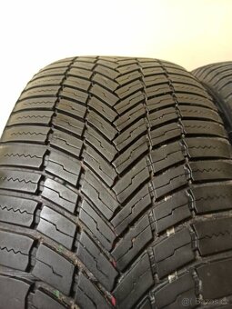Bridgestone 235/55 R17 103H 5,5mm - 4
