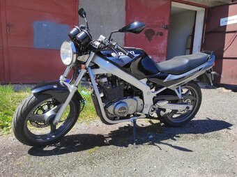 Suzuki gs500e - 4