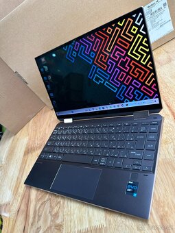 HP Spectre x360 13-aw i5-1035G4 1TB nvme 13.3" 360° - 4
