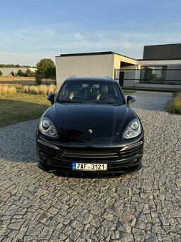 Porsche Cayenne - 4