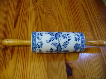 Cibulák - váleček na nudle - 4