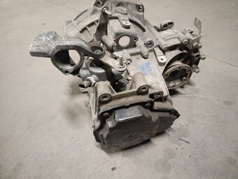 VW, Škoda - převodovka 5q - 1.9 tdi 77kw - JCX - 4