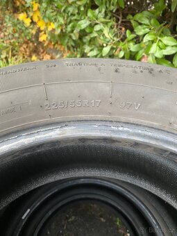 225/55 R17 97V Giti 4x4mm dot1922 letní - 4