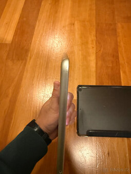 IPad 10,2" (7. generace, 2019), Retina displej,bez škrábanc - 4