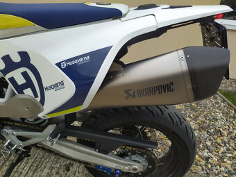 Husqvarna 701 SM-2017-Akrapovič - 4