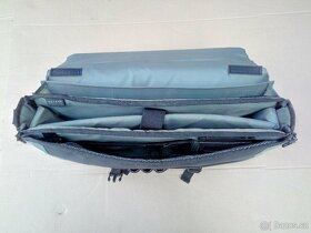 Brašna pro velké notebooky do 17" s bohatým příslušenstvím - 4