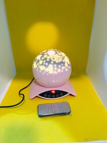 LED hvězdicový projektor – růžový – s časovačem - 4